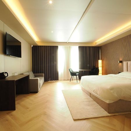 Tung Hotel زيفولد المظهر الخارجي الصورة